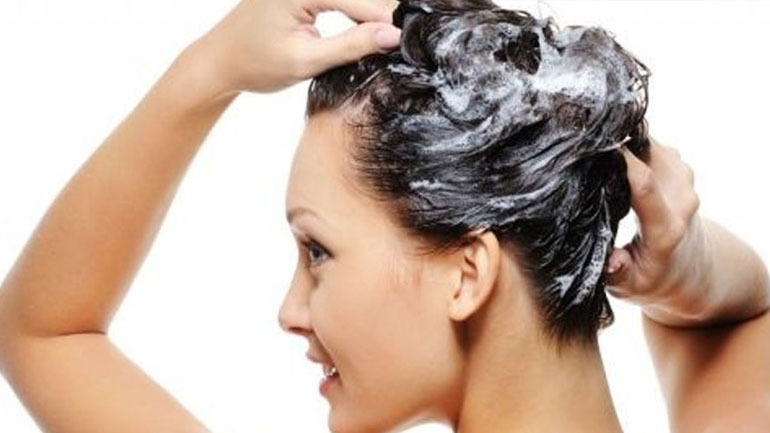 Πότε θα πρέπει να αλλάξουμε το σαμπουάν μας;