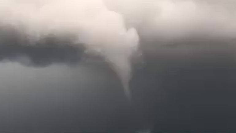 Υδροστρόβιλος στο Γεράνι Χανίων