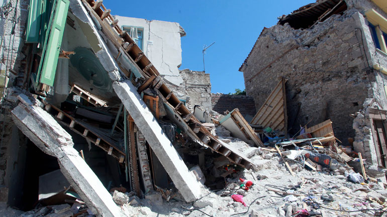 Τροπολογία στη Βουλή για εισαγωγή μαθητών των σεισμόπληκτων περιοχών σε στρατιωτικές σχολές