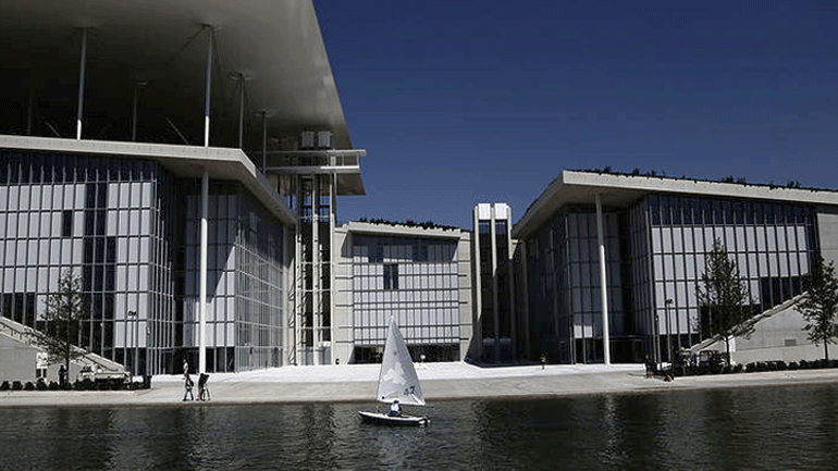 Δημοσίευμα της «Le Monde» ξεναγεί τους αναγνώστες στο Ίδρυμα Σταύρος Νιάρχος