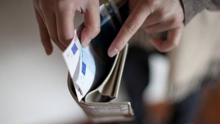 Καταβάλλεται σήμερα το Κοινωνικό Επίδομα Αλληλεγγύης