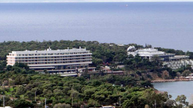 Περιφερειακό Συμβούλιο: Πράσινο φως αλλά με προϋποθέσεις στην επένδυση του «Αστέρα Βουλιαγμένης»