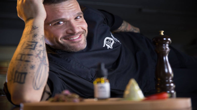 Μια πρωτοποριακή συνεργασία του Σεφ Διονύση Αλέρτα σας προσφέρει το πιο πρωτότυπο, γκουρμέ επιδόρπιο!