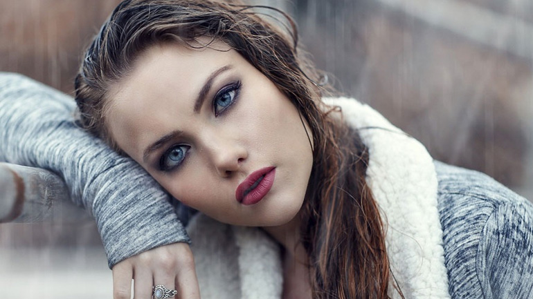 Η beauty editor του govastileto.gr προτείνει: Ανανεώστε τα μαλλιά σας με φθινοπωρινή βροχή