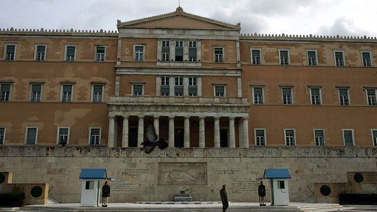 Την επόμενη εβδομάδα στη Βουλή οι ρυθμίσεις για τις συντάξεις χηρείας