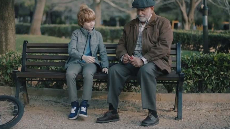 Αγάπα, φρόντιζε, νιώσε τη στιγμή, μείνε επικεντρωμένος στα σημαντικά