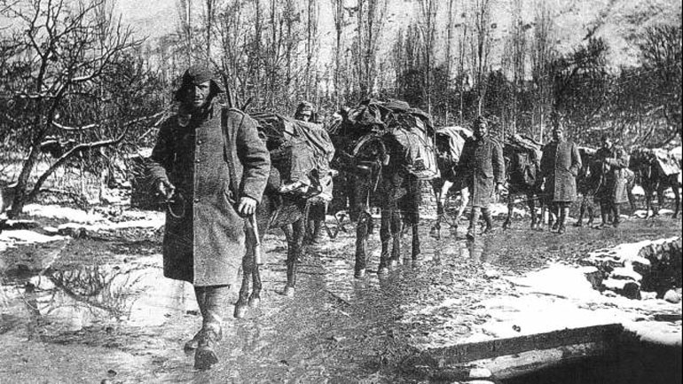 Κάλεσμα Τόσκα στην Αλβανία να σεβαστεί το ζήτημα των άταφων ελλήνων στρατιωτών