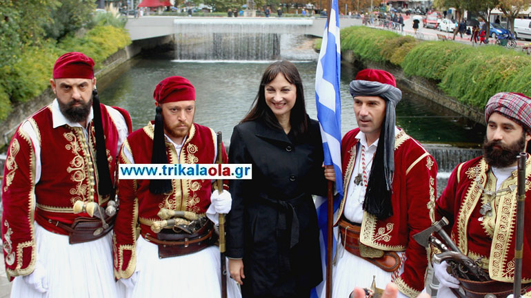 Τρίκαλα: Δηλώσεις της υπουργού Τουρισμού Έλενας Κουντουρά μετά το τέλος της παρέλασης