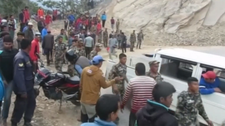 Νεπάλ: Δυστύχημα με τουλάχιστον 31 νεκρούς από πτώση λεωφορείου σε ποταμό