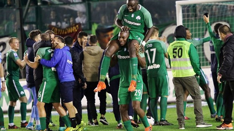 Γυμνός Ολυμπιακός, μόνο με φύλλο συκής