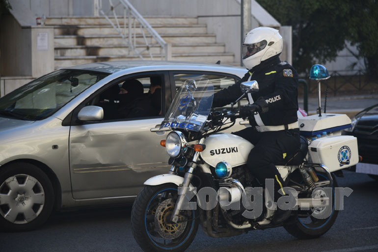Μεταγωγή του 29χρονου στο Εφετείο Αθηνών / Φωτό: Νίκος Χριστοφάκης