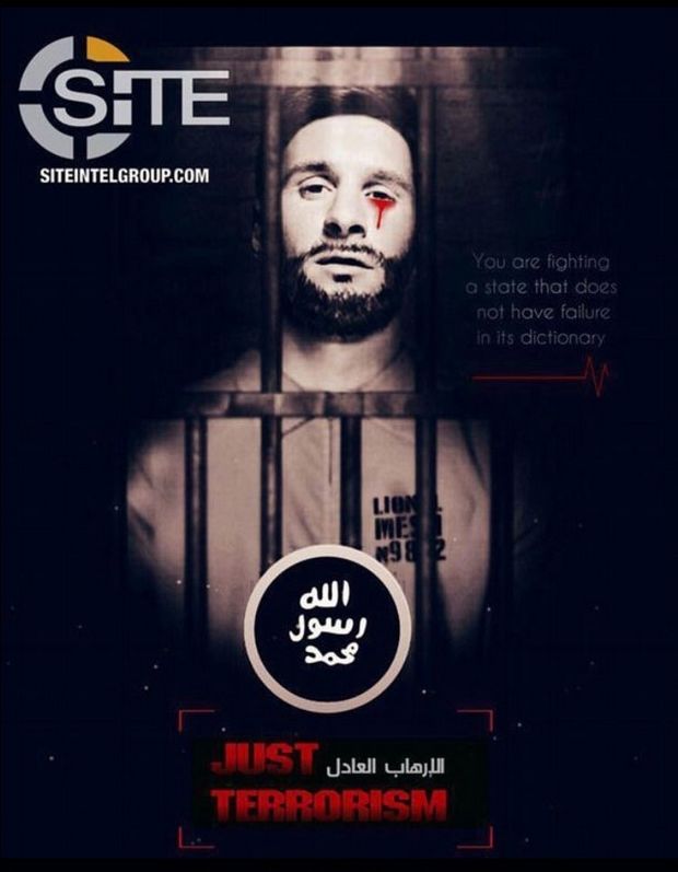 Ο Λιονέλ Μέσι, φυλακισμένος και δάκρυα από αίμα να τρέχουν στο πρόσωπό του.  «Πολεμάτε ένα κράτος το οποίο δεν έχει την αποτυχία στο λεξικό του», είναι το μήνυμα που συνοδεύει τη φωτογραφία. 