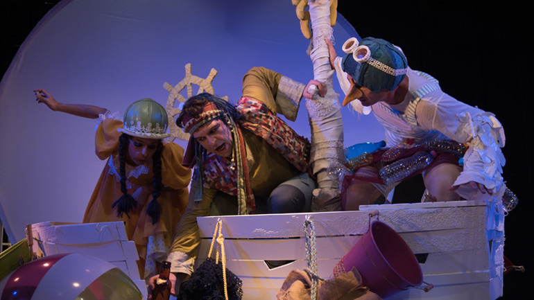 «H χώρα των πελαργών…ένα παραμύθι της θάλασσας» στο Θέατρο 104