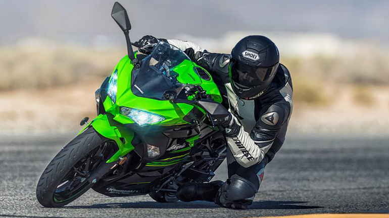 Kawasaki Ninja 400: Το αγωνιστικό γονίδιο ωριμάζει