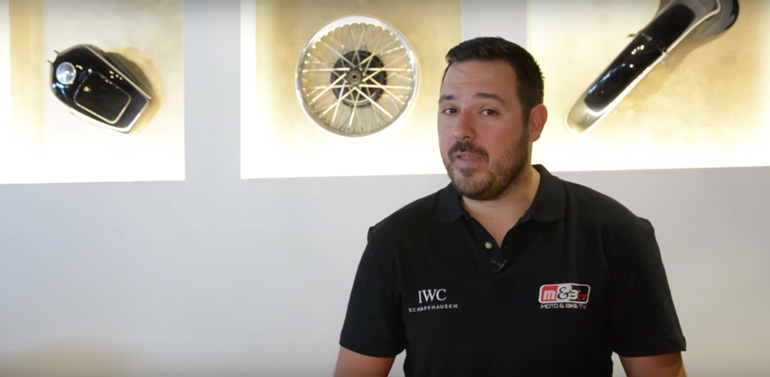 O Γιάννος Κατσιμπάρος.