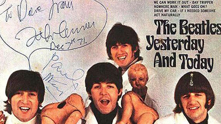 Δημοπρατείται το εξώφυλλο του «Yesterday and Today»