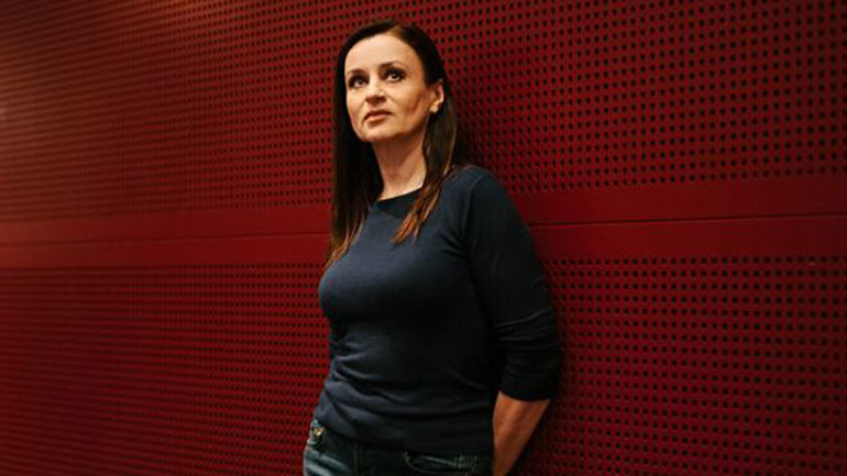 Καρυοφυλλιά Καραμπέτη: Αποκαλύπτει ποιο είναι το πρότυπο του ιδανικού συντρόφου για εκείνη