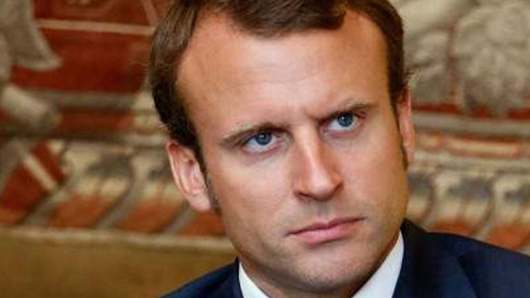 Ο Μακρόν υπέγραψε τη νέα αμφιλεγόμενη αντιτρομοκρατική νομοθεσία