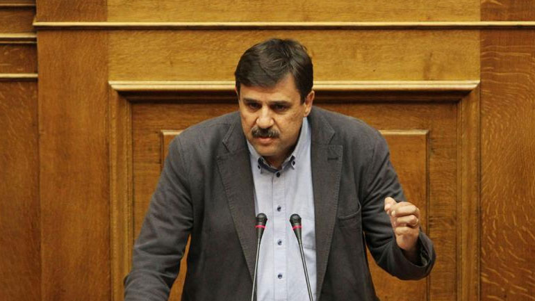 Ξανθός: «Απαράδεκτη και εκβιαστική η κίνηση της ROCHE να αποσύρει από τη θετική λίστα ογκολογικό φάρμακο»