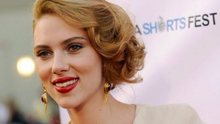 Η Σκάρλετ Γιόχανσον θρηνεί για τους προγόνους της