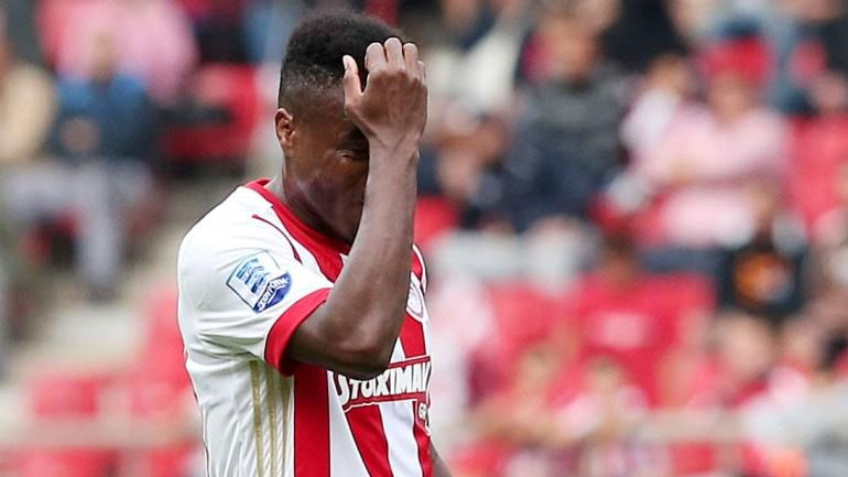 Ολυμπιακός: Εκτός ο Εμενίκε από τον αγώνα με την Μπαρτσελόνα