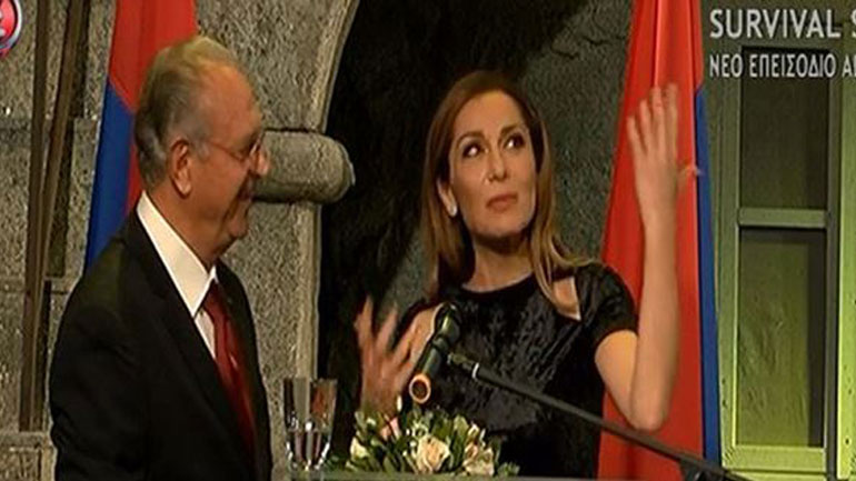 Γκάφα ολκής: Βράβευσαν τη Δέσποινα Βανδή και την αποκάλεσαν… Άννα Βίσση!