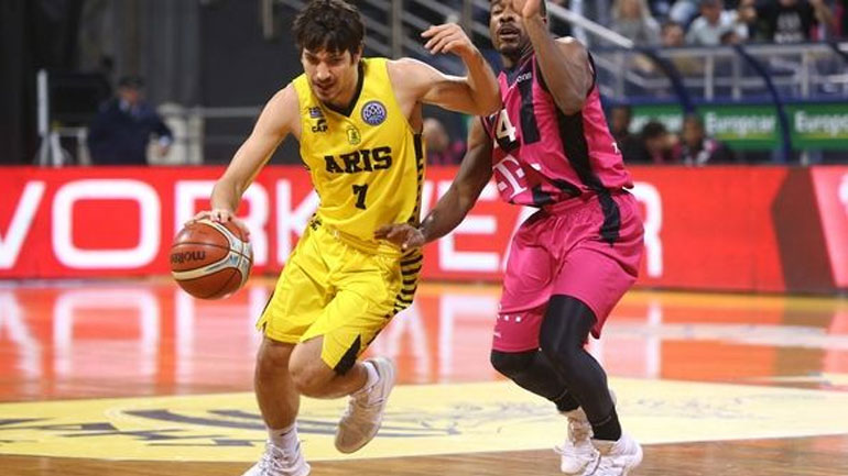 Δεύτερη ήττα για τον Άρη στο Basketball Champions League με 75-69 από τη Βόννη