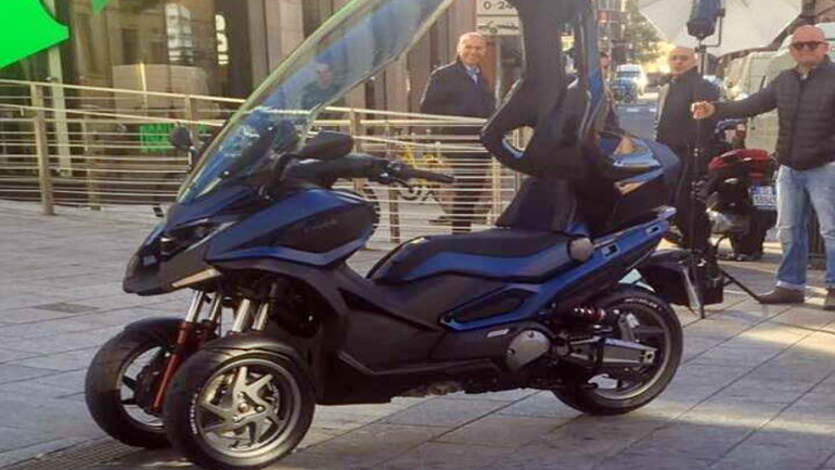 Kymco: Τρίτροχο ΑΚ550 προ των πυλών;