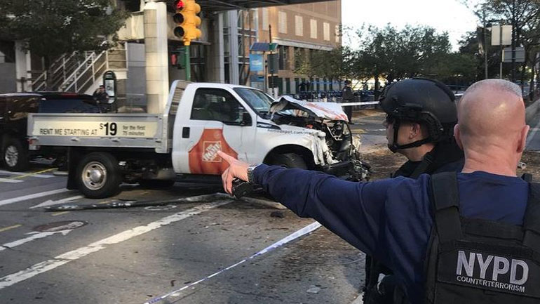 ΗΠΑ: Ο Τραμπ χαρακτήρισε «τρομοκρατική ενέργεια» την επίθεση στη Νέα Υόρκη