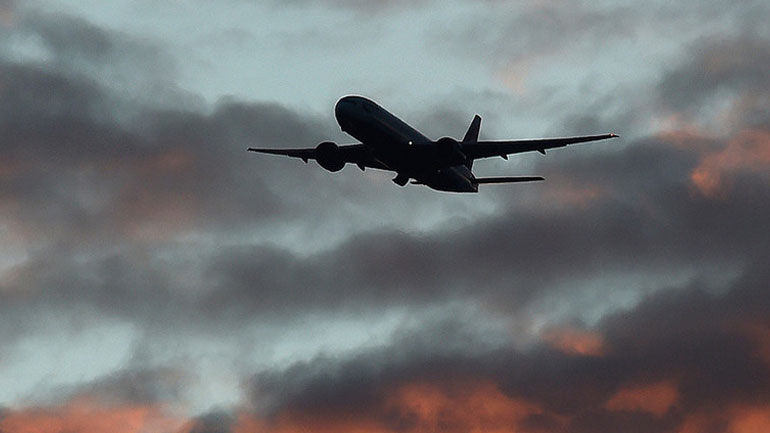 Ουκρανία: Αναγκαστική προσγείωση τουρκικού επιβατικού αεροσκάφους στην Οδησσό