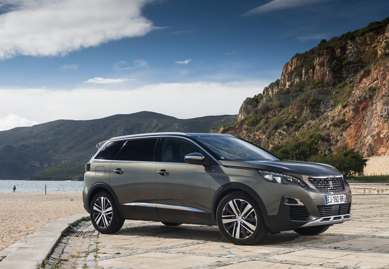 Το νέο Peugeot 5008