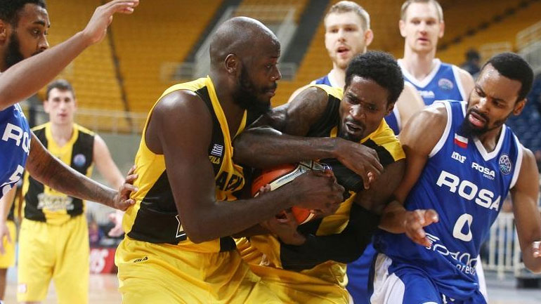 Επέστρεψε στις νίκες η ΑΕΚ, 96-92 τη  Ρόζα Ράντομ στην παράταση