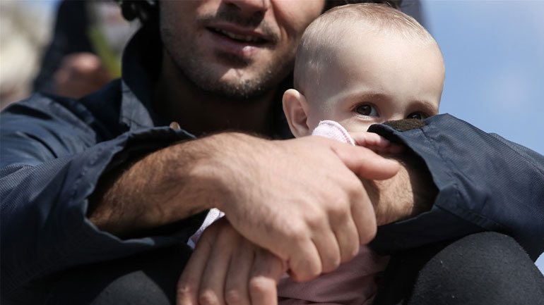 Ελλάδα: Μείωση 18,5% εμφάνισαν το 2016 οι πράξεις υιοθεσίας