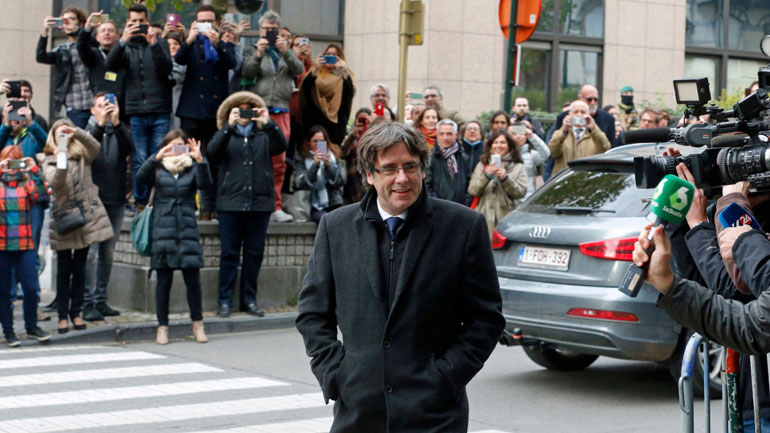 Ισπανία – Καταλονία: Από τις Βρυξέλλες ο Πουτζντεμόν ζητεί εγγυήσεις για δίκαιη δίκη