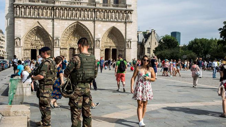 Γαλλία: Νέος νόμος αντικαθιστά την κατάσταση έκτακτης ανάγκης