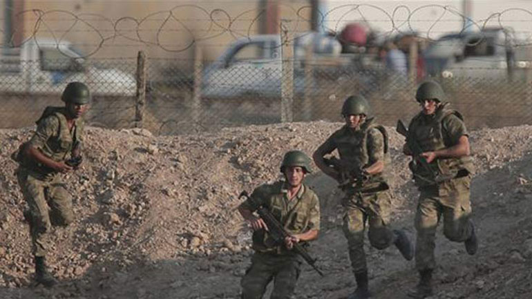 Μαίνονται οι συγκρούσεις μεταξύ Τούρκων και Κούρδων