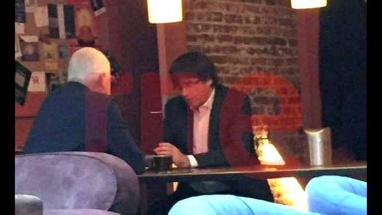 Ισπανία: Η εισαγγελία ζήτησε την έκδοση πανευρωπαϊκού εντάλματος σύλληψης για τον Πουτζντεμόν