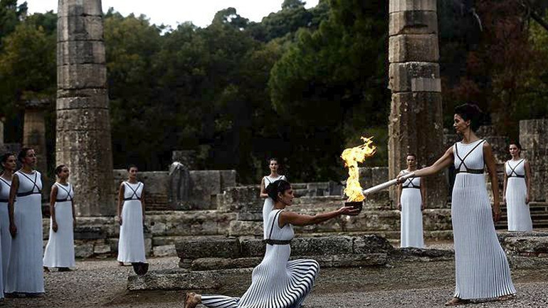 Συγχαρητήρια Μπαχ σε Καπράλο γα την τελετή Αφής της Φλόγας