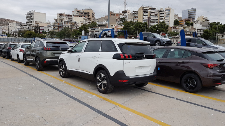 Η πίσω όψη του γαλλικού SUV