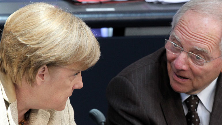 FAZ: «Υπάρχει κενό εξουσίας στις Βρυξέλλες και το Βερολίνο»