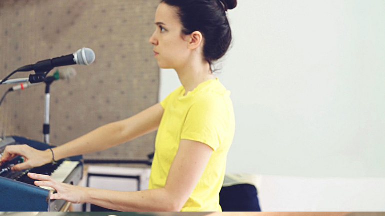 «Ο Αληθινός» στο θέατρο Πόρτα