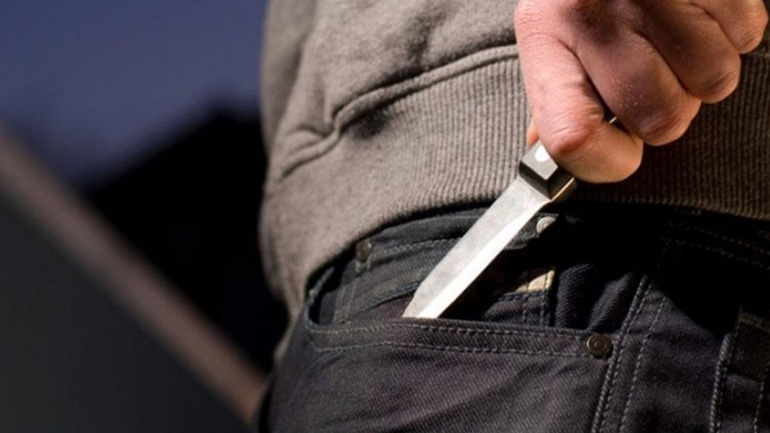 «Μαχαιρώματα» στη Λεμεσό: Απόπειρα φόνου στον Μόλο εναντίον δύο νεαρών