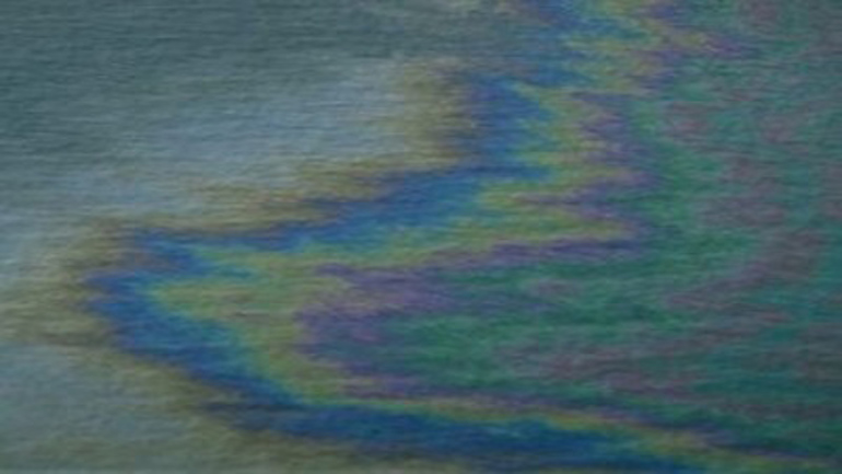 Πρόκληση θαλάσσιας ρύπανσης στην Θεσσαλονίκη