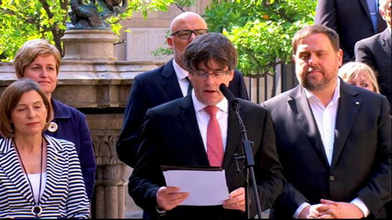 Πουτζντεμόν: Έκκληση για ενωμένο πολιτικό μέτωπο