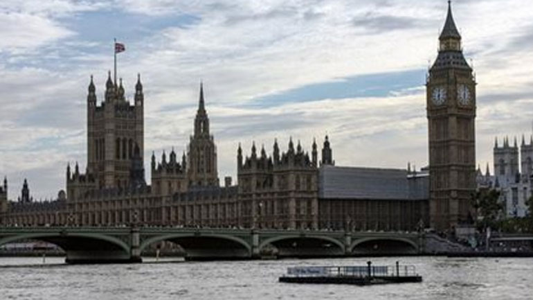 DW: Κρούσματα σεξουαλικής παρενόχλησης και στη Βρετανία;