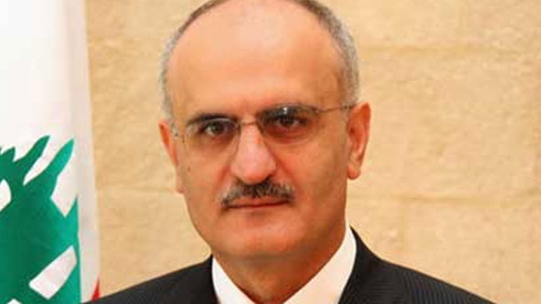 Υπ. Οικονομίας Λιβάνου: «Η οικονομία της χώρας δεν κινδυνεύει μετά την παραίτηση του πρωθυπουργού»