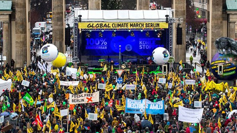 Βόννη: Στους δρόμους 10.000 διαδηλωτές εν όψει της Συνόδου για το κλίμα