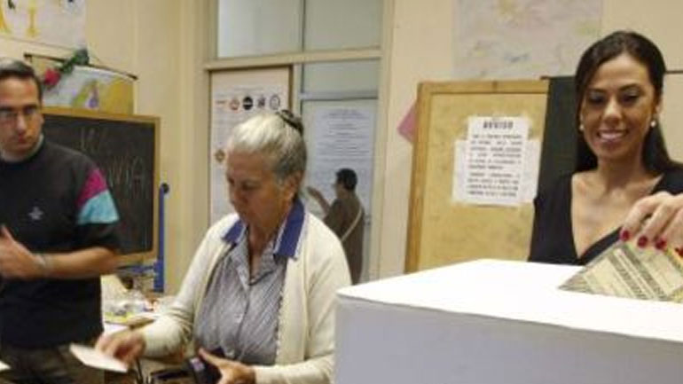 Περιφερειακές εκλογές στη Σικελία μόλις τέσσερις μήνες πριν από τις βουλευτικές