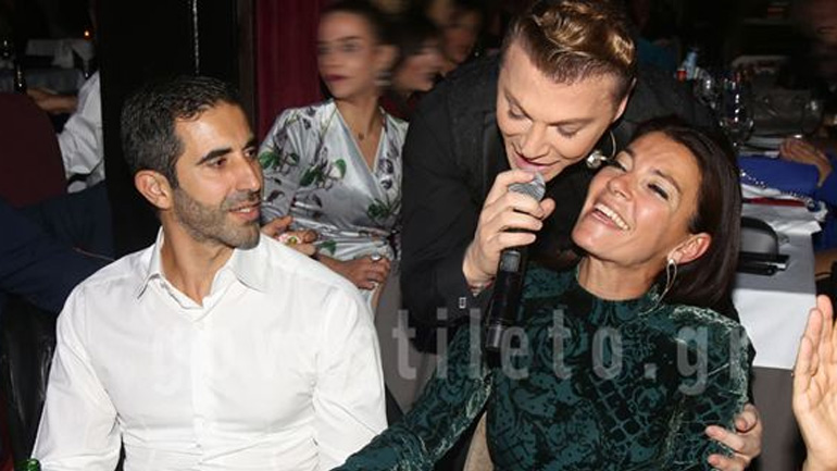 Βραδινή έξοδος για τη Μαρίνα Βερνίκου και τον Μίλτο Καμπουρίδη