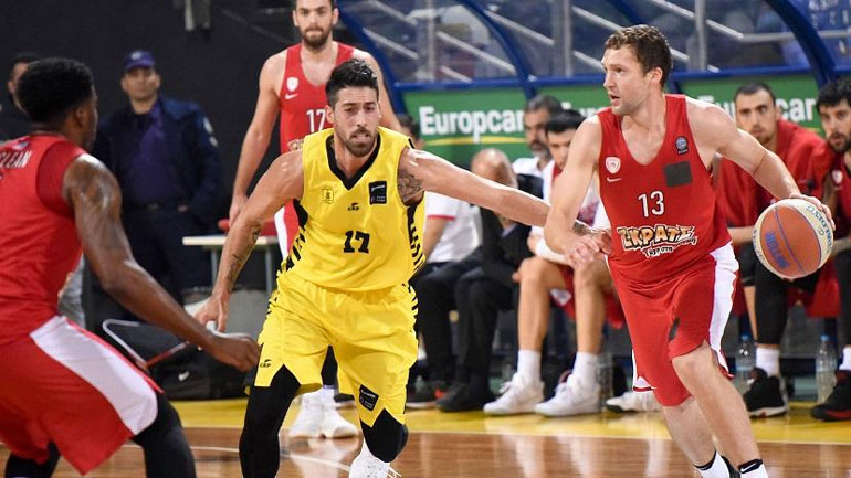 O Oλυμπιακός ήταν λιγότερο κακός και προκρίθηκε στον τελικό, 56-49 τον Άρη